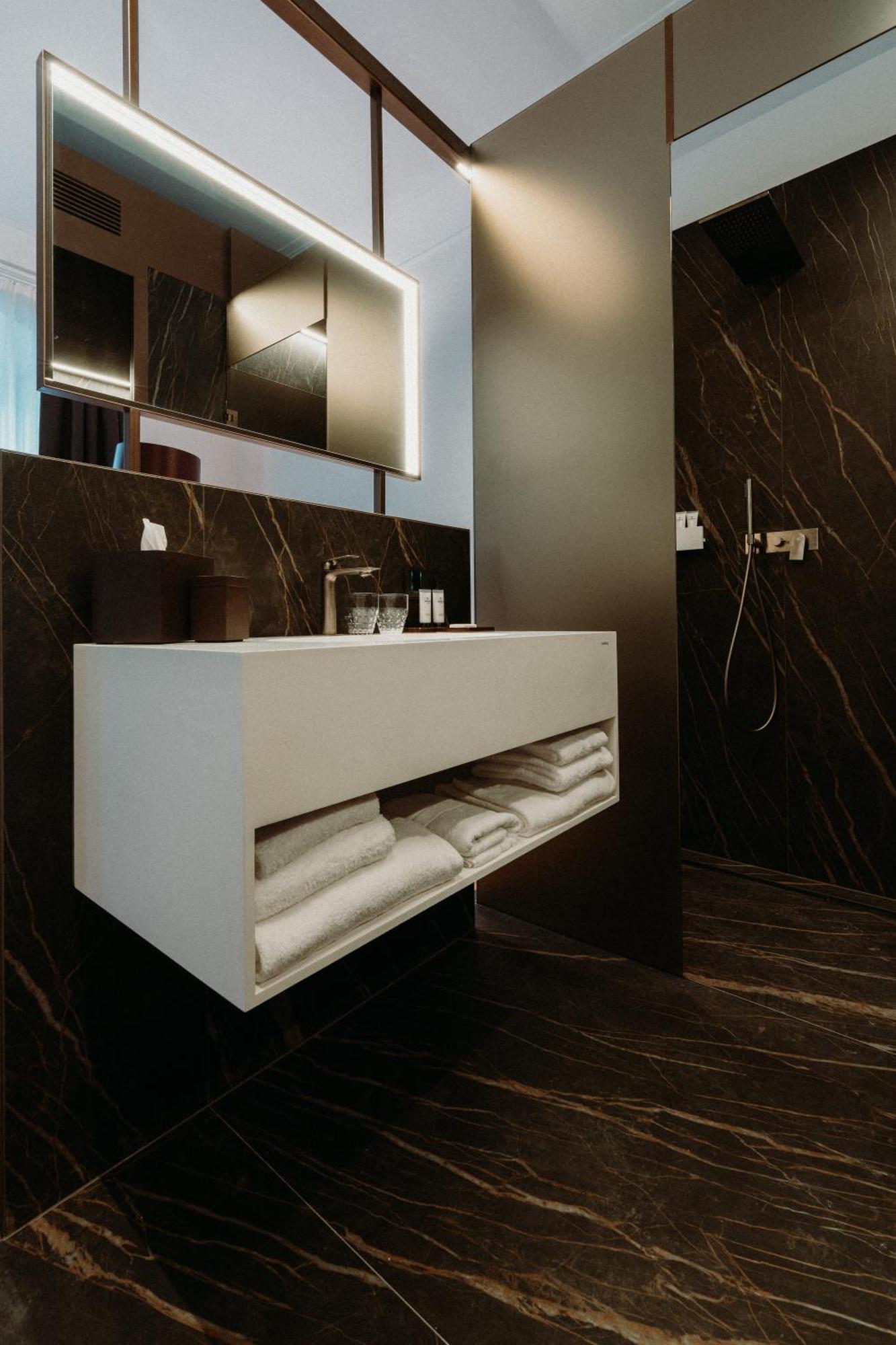 Meta Suites Historic City Living Bolzano Luaran gambar