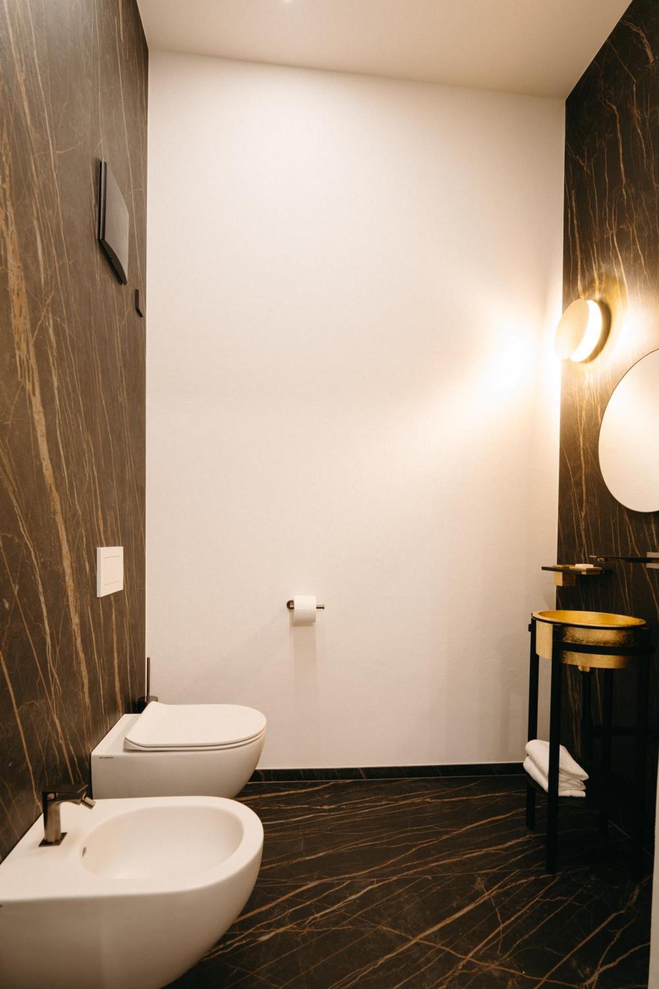Meta Suites Historic City Living Bolzano Luaran gambar
